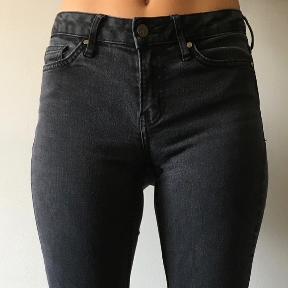 Black Ultimate Skinny - Picture 1 of 3